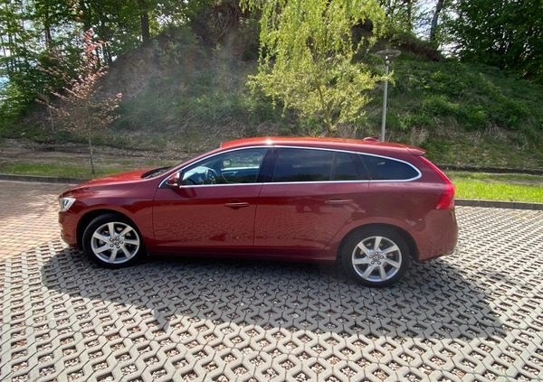 Volvo V60 cena 33000 przebieg: 318000, rok produkcji 2014 z Prochowice małe 79